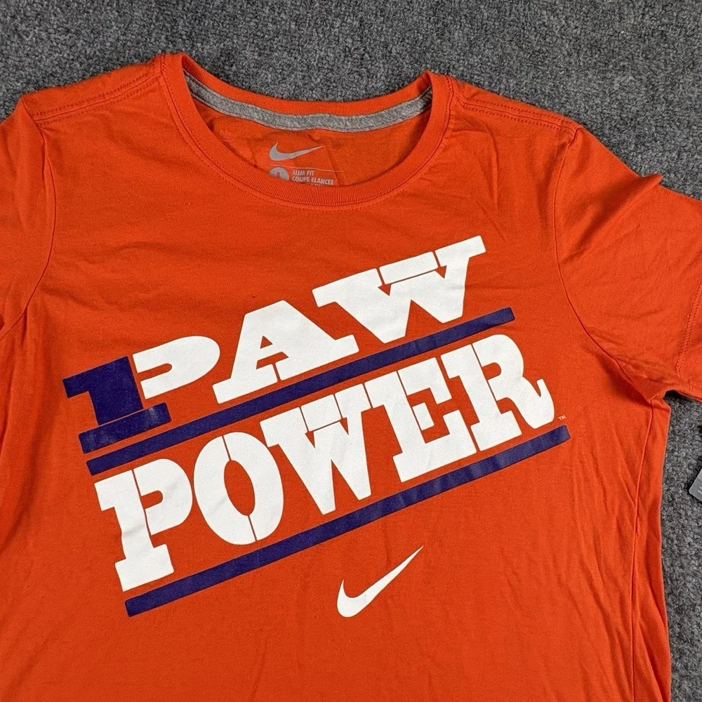 Nike women shirt